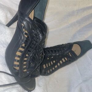 Chic Black Cutout Women's Heels